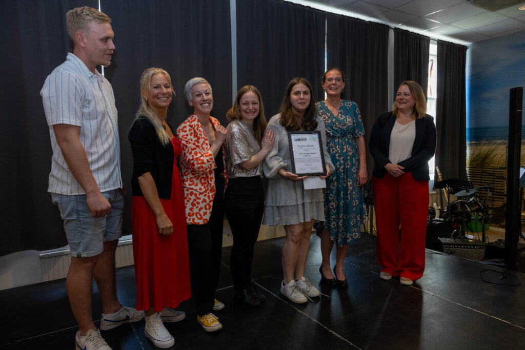 Stipendiater Eskilstuna 2025 Estet Bild som visar elever som tilldelats stipendier på Entréskolan Eskilstuna 2025