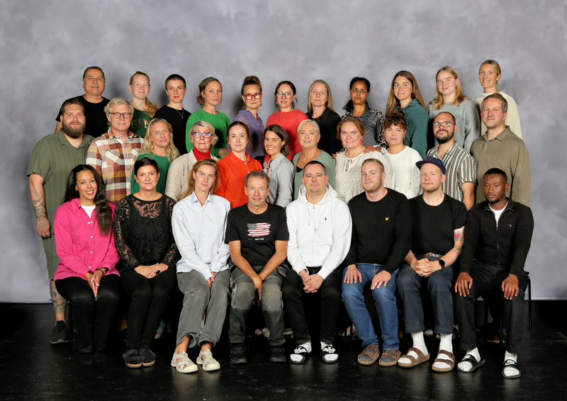 Foto på personal på Entréskolan Stockholm.